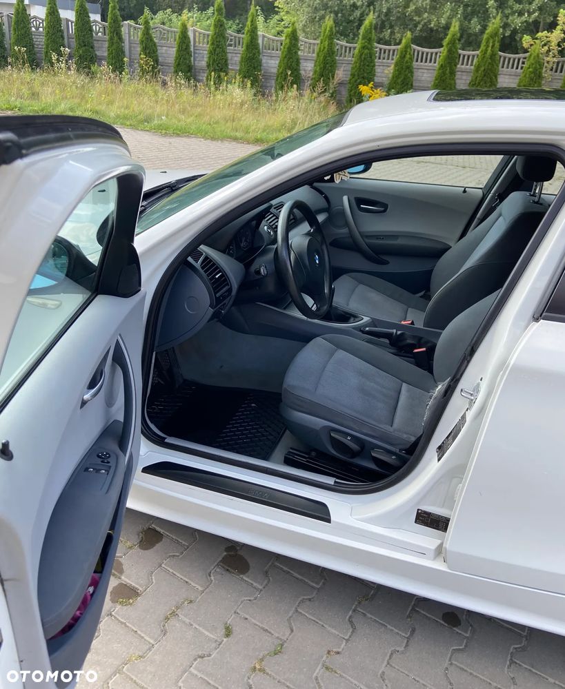 BMW Seria 1 116i - 5