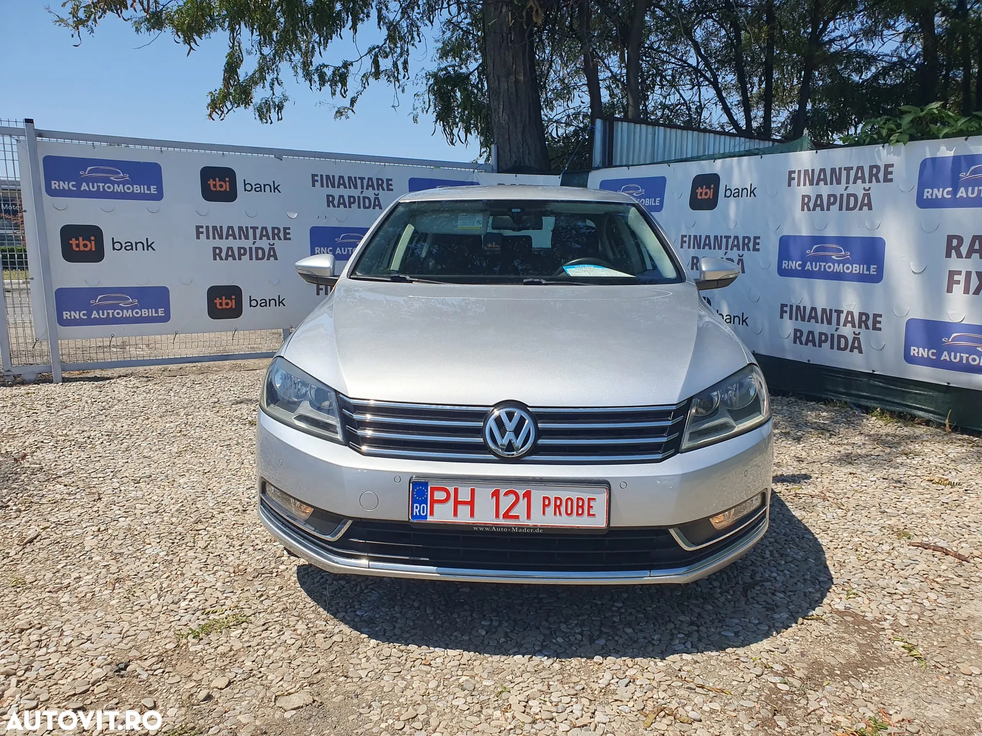 Volkswagen Passat 1.6 TDI BlueMotion Technology Comfortline - 11