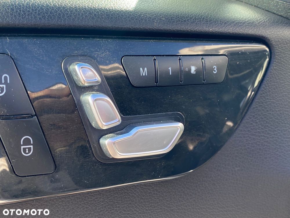 Mercedes-Benz GLS - 15