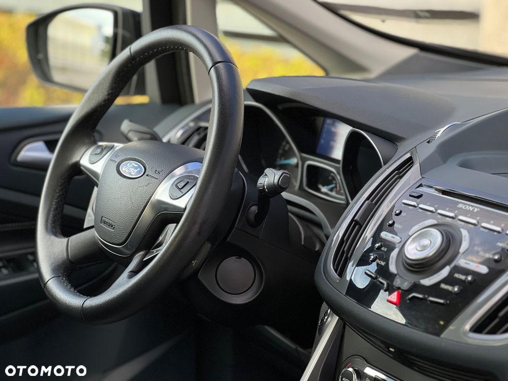 Ford Grand C-MAX - 26