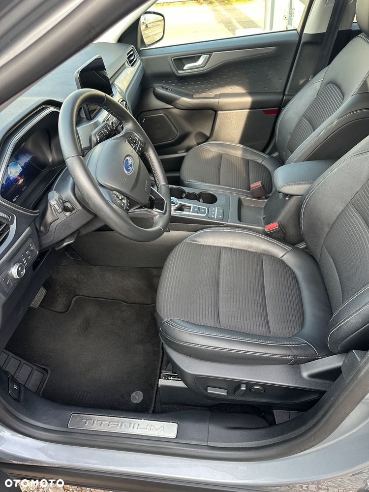 Ford Kuga 2.0 EcoBlue 4x4 TITANIUM X - 21