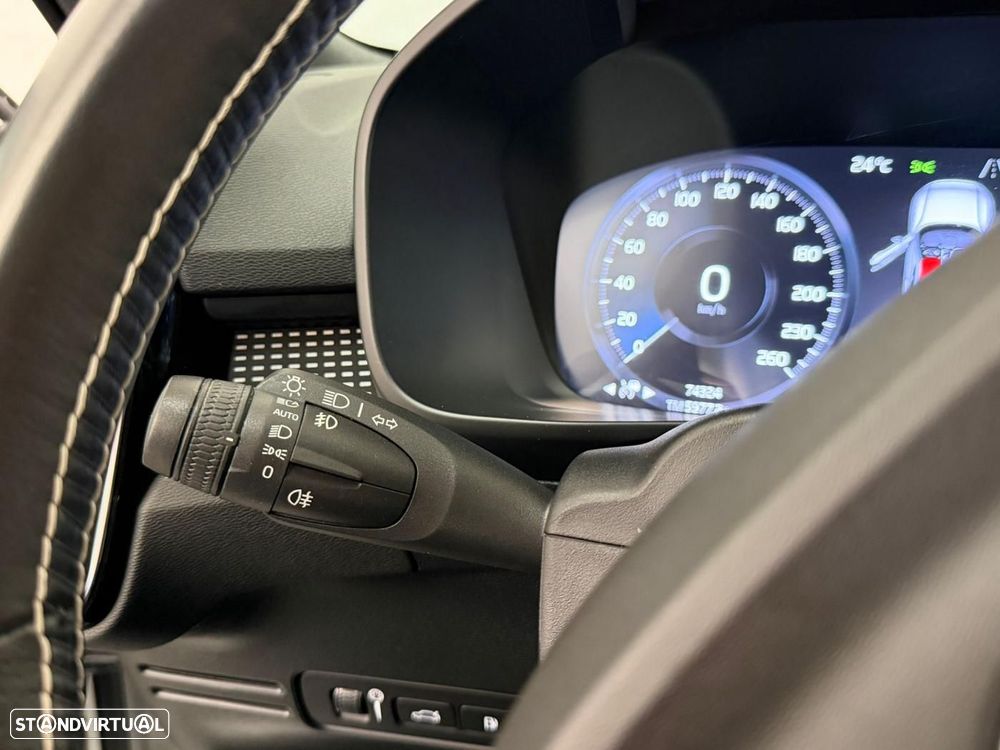 Volvo XC 40 T5 Recharge DKG RDesign - 23