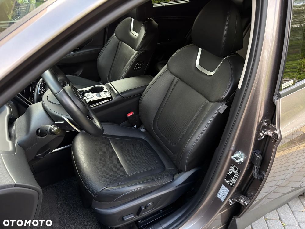 Hyundai Tucson 1.6 T-GDi HEV Platinum 4WD - 32