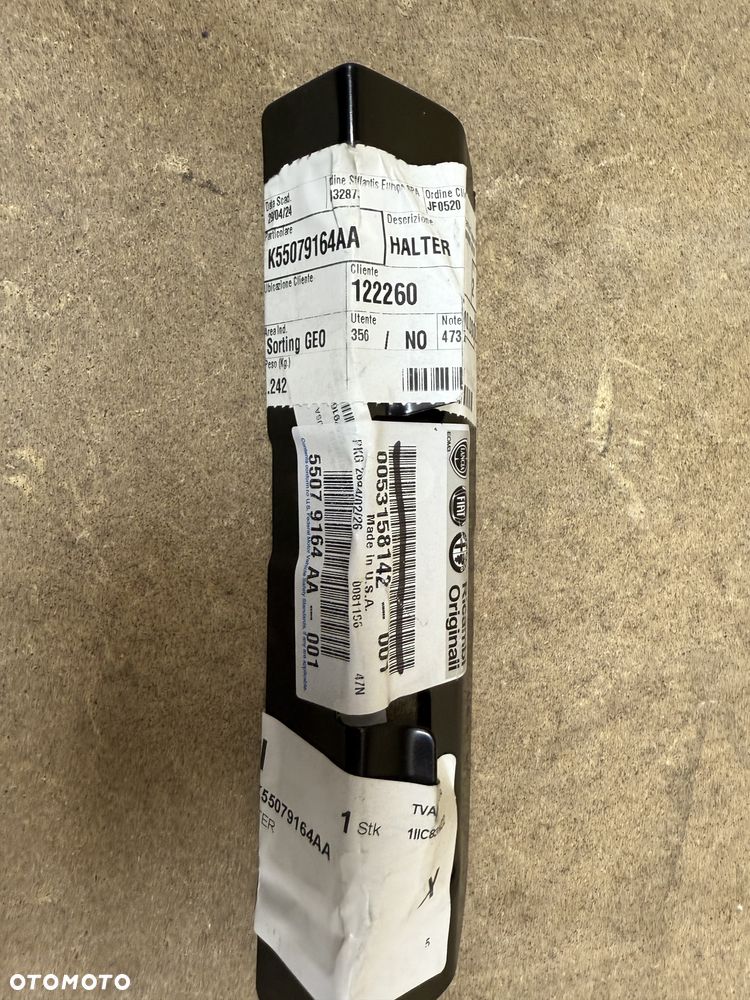 WSPORNIK ŚLIZG ZDERZAKA TYŁ MOPAR OE K55079164AA 0053158142 - 9