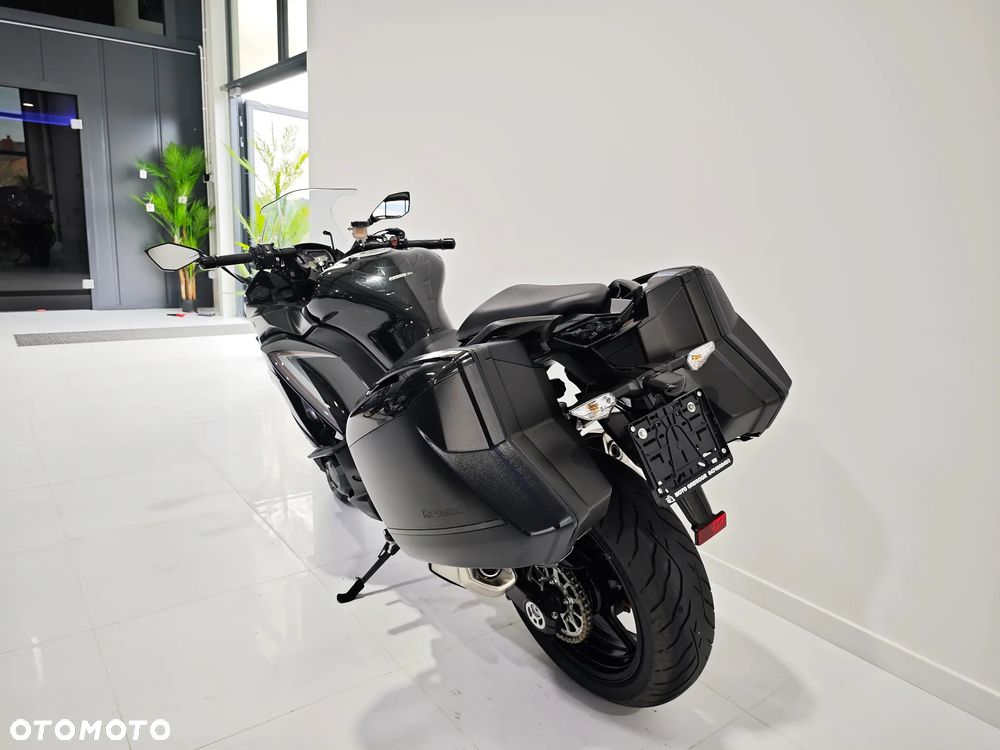 Kawasaki Ninja 1000 SX - 20