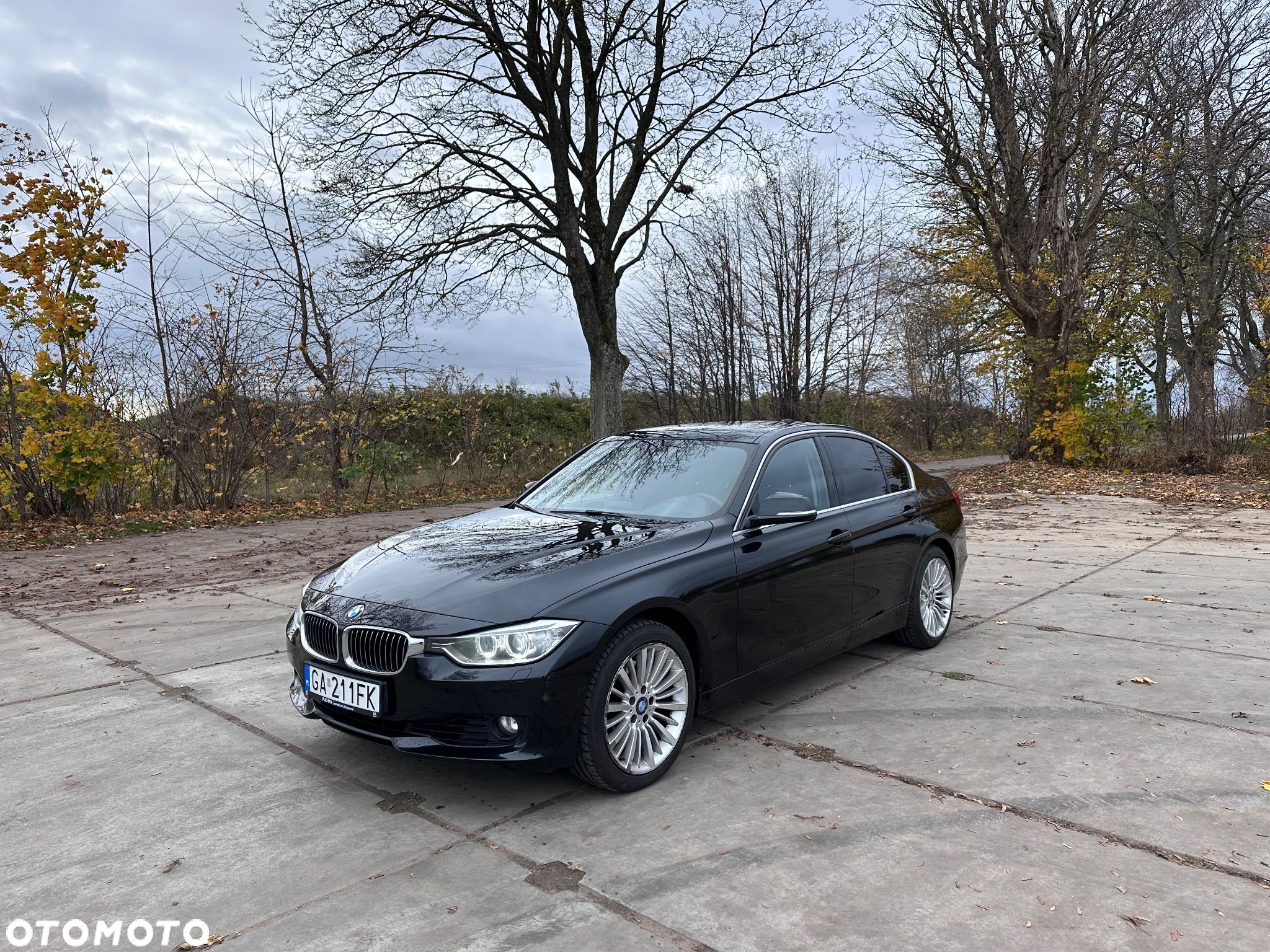 BMW Seria 3 328i - 1