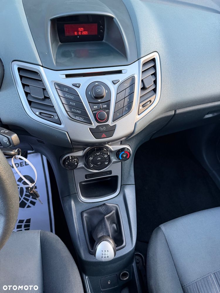 Ford Fiesta 1.25 Trend Edition - 17