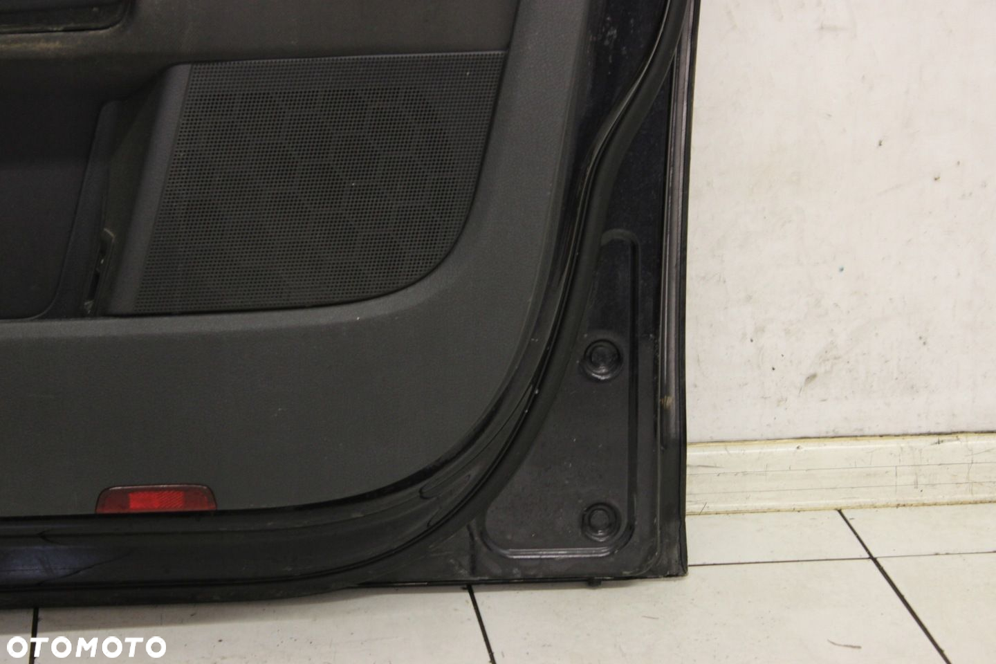 VW GOLF V PLUS 05- DRZWI PRAWE PRZEDNIE PRZÓD LC9Z - 8