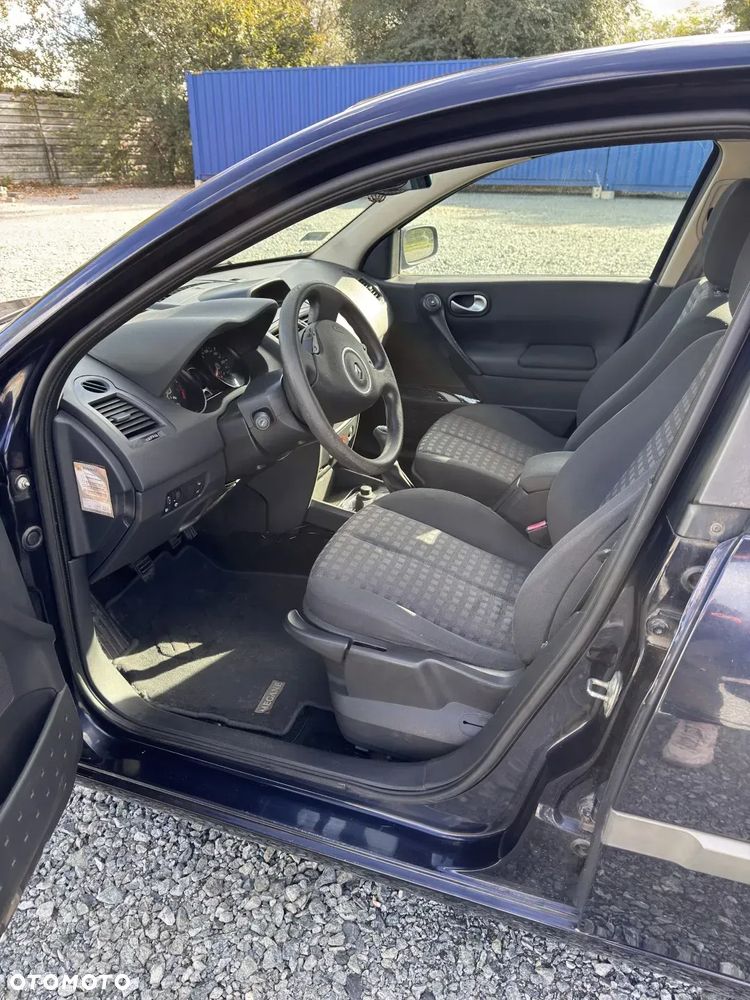 Renault Megane II 1.5 dCi Confort Authentique - 12
