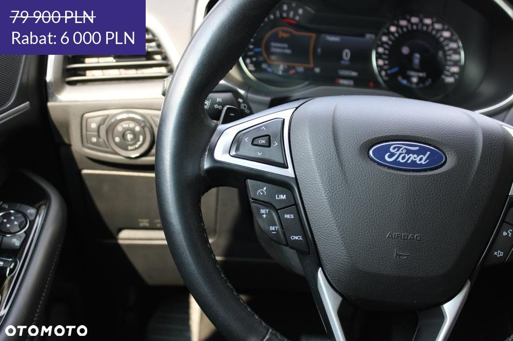 Ford S-Max - 17