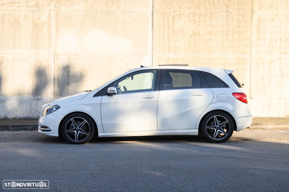 Mercedes-Benz B 180 (CDI) d 7G-DCT Urban - 4