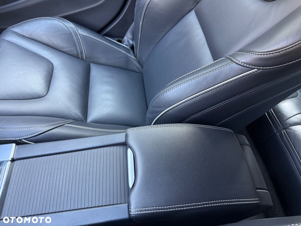 Volvo V60 D4 Geartronic RDesign - 30