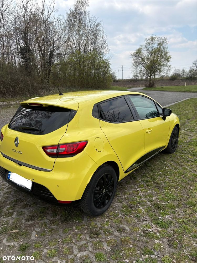 Renault Clio 1.2 16V Authentique - 5