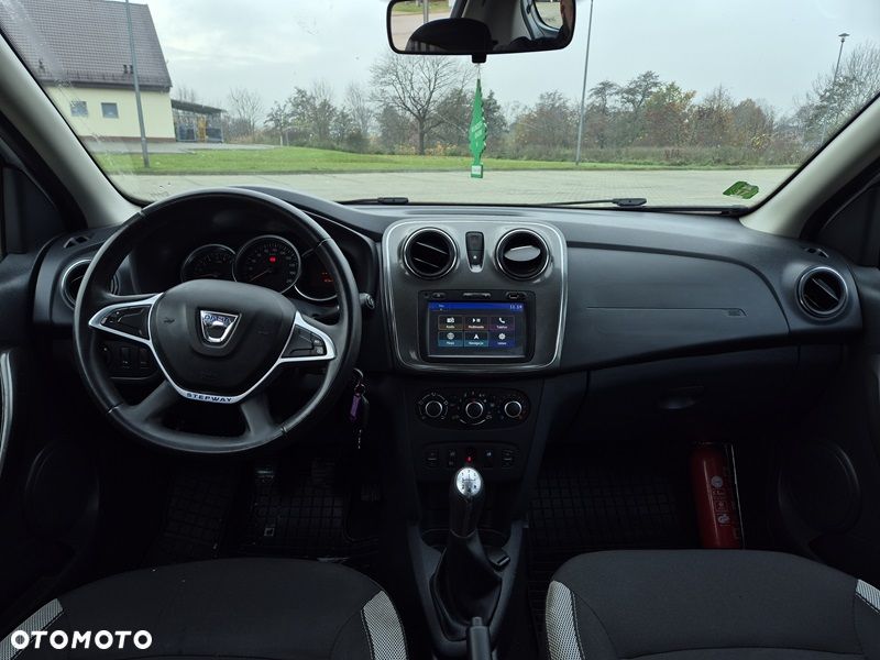 Dacia Sandero Stepway Blue dCi 95 Prestige - 12