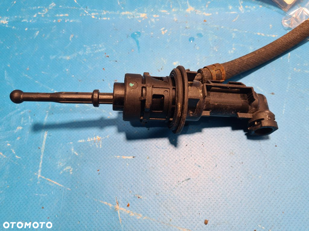 POMPA SPRZĘGŁA VOLKSWAGEN 2.0 TDI - 3