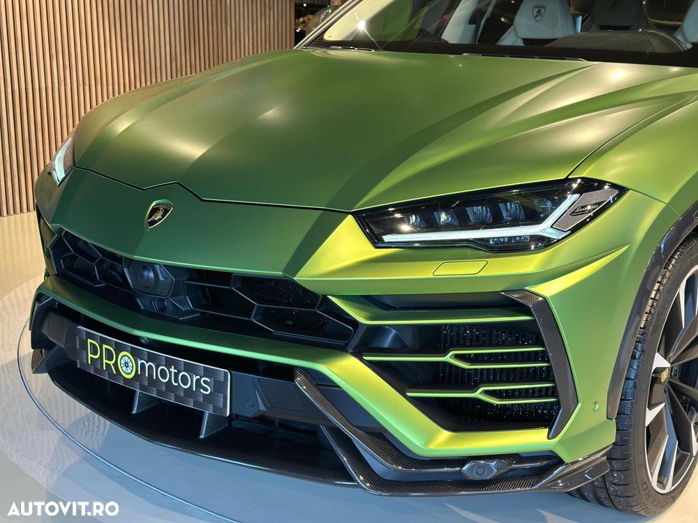 Lamborghini URUS - 10