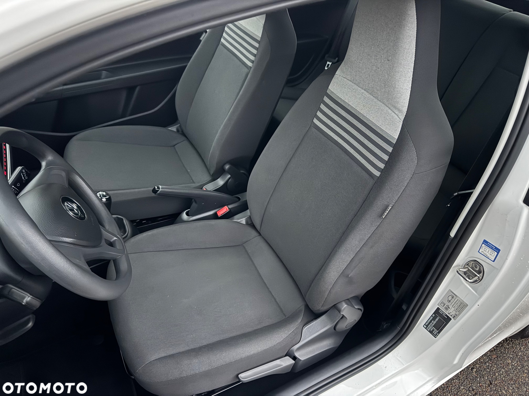 Volkswagen up! 1.0 move - 8