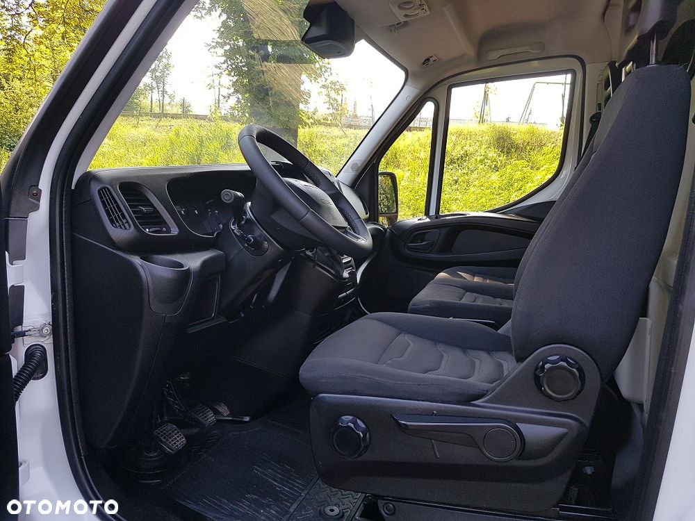 Iveco DAILY - 20