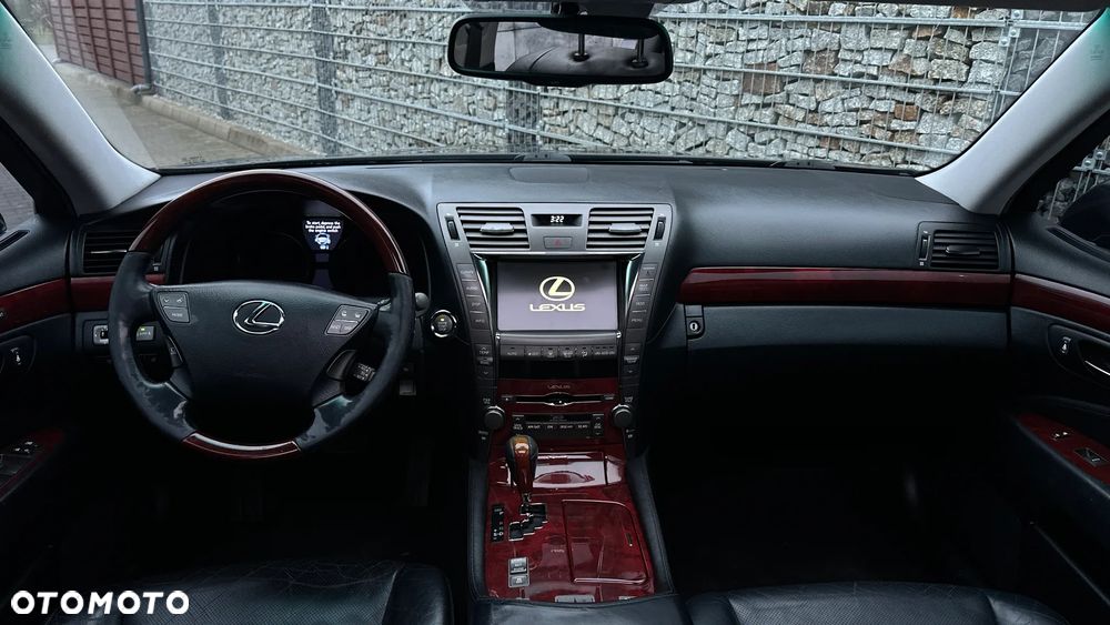 Lexus LS 460 Elegance - 25