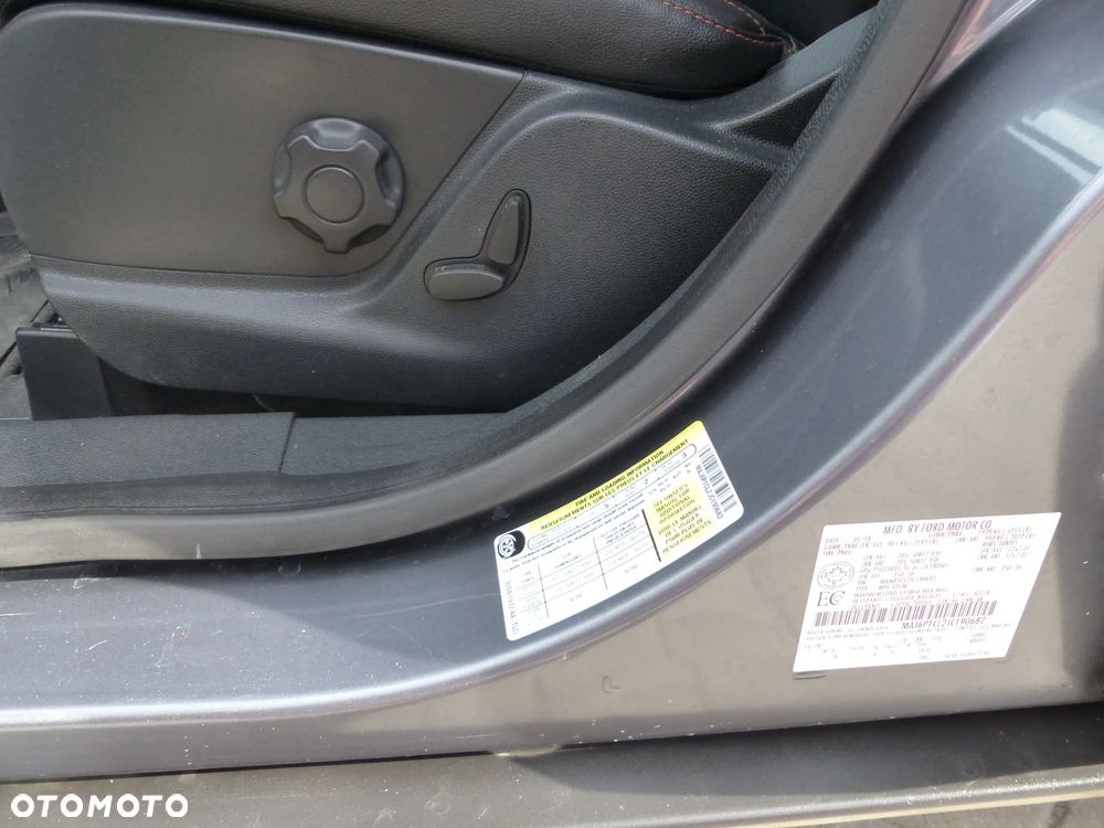 Ford EcoSport - 35