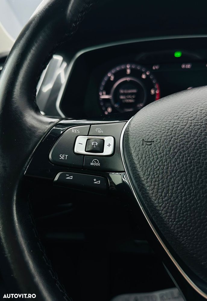 Volkswagen Tiguan 2.0 TDI 4Mot DSG Highline - 33