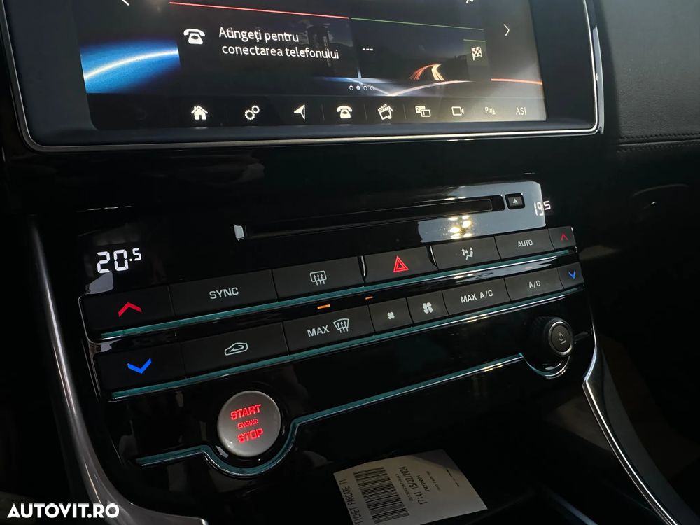 Jaguar XE 25d AWD Aut. Portfolio - 17