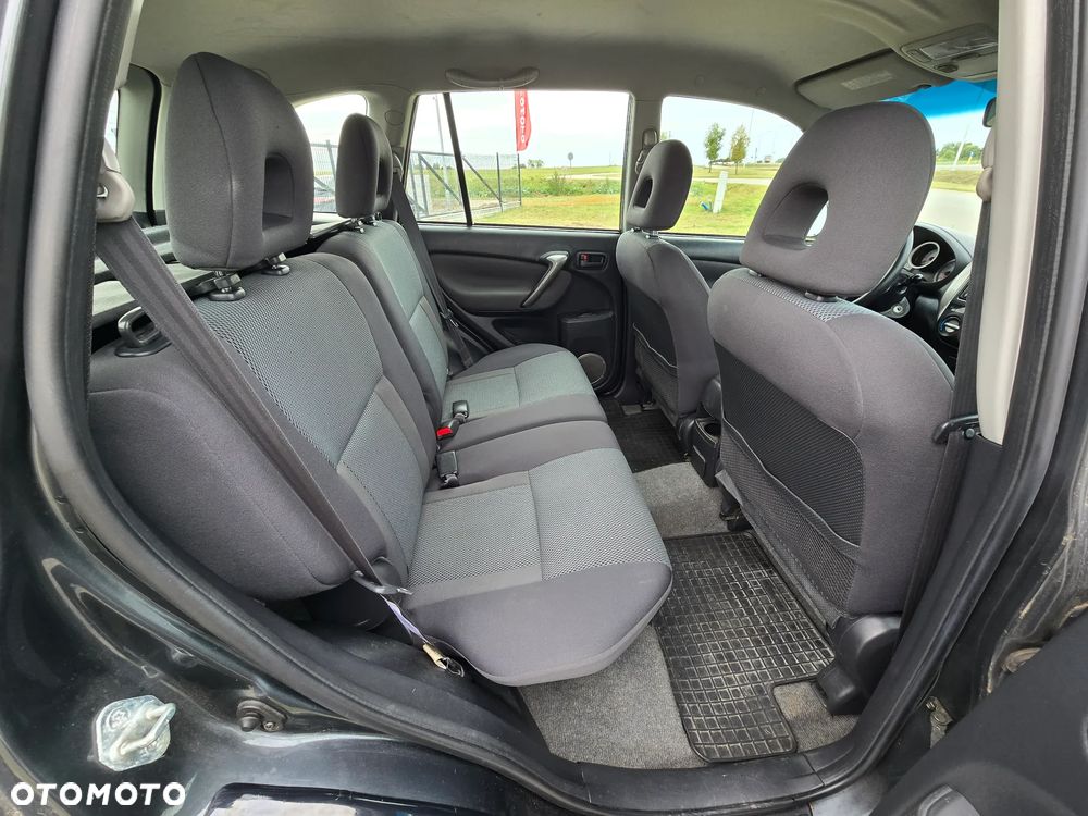 Toyota RAV4 - 19