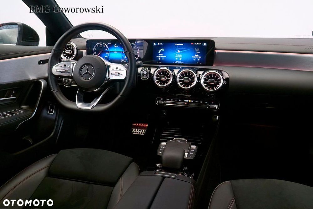 Mercedes-Benz CLA - 17