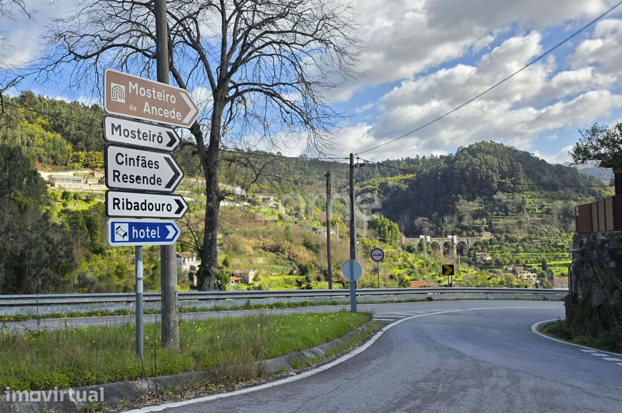 Moradia T4 | 100 m Rio Douro | Pala – Ribadouro - Grande imagem: 4/40