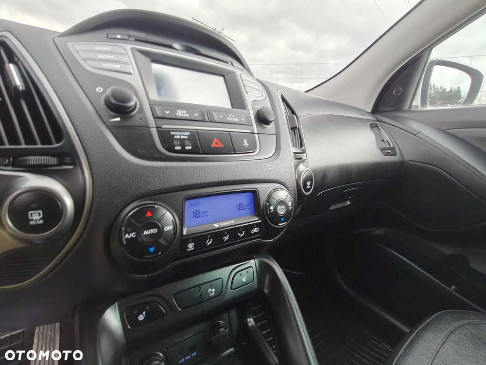 Hyundai ix35 blue 1.6 2WD Finale Silver - 25