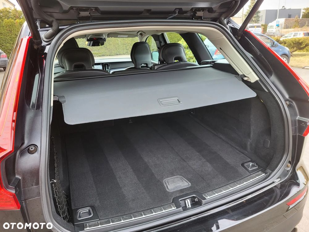 Volvo XC 60 - 21