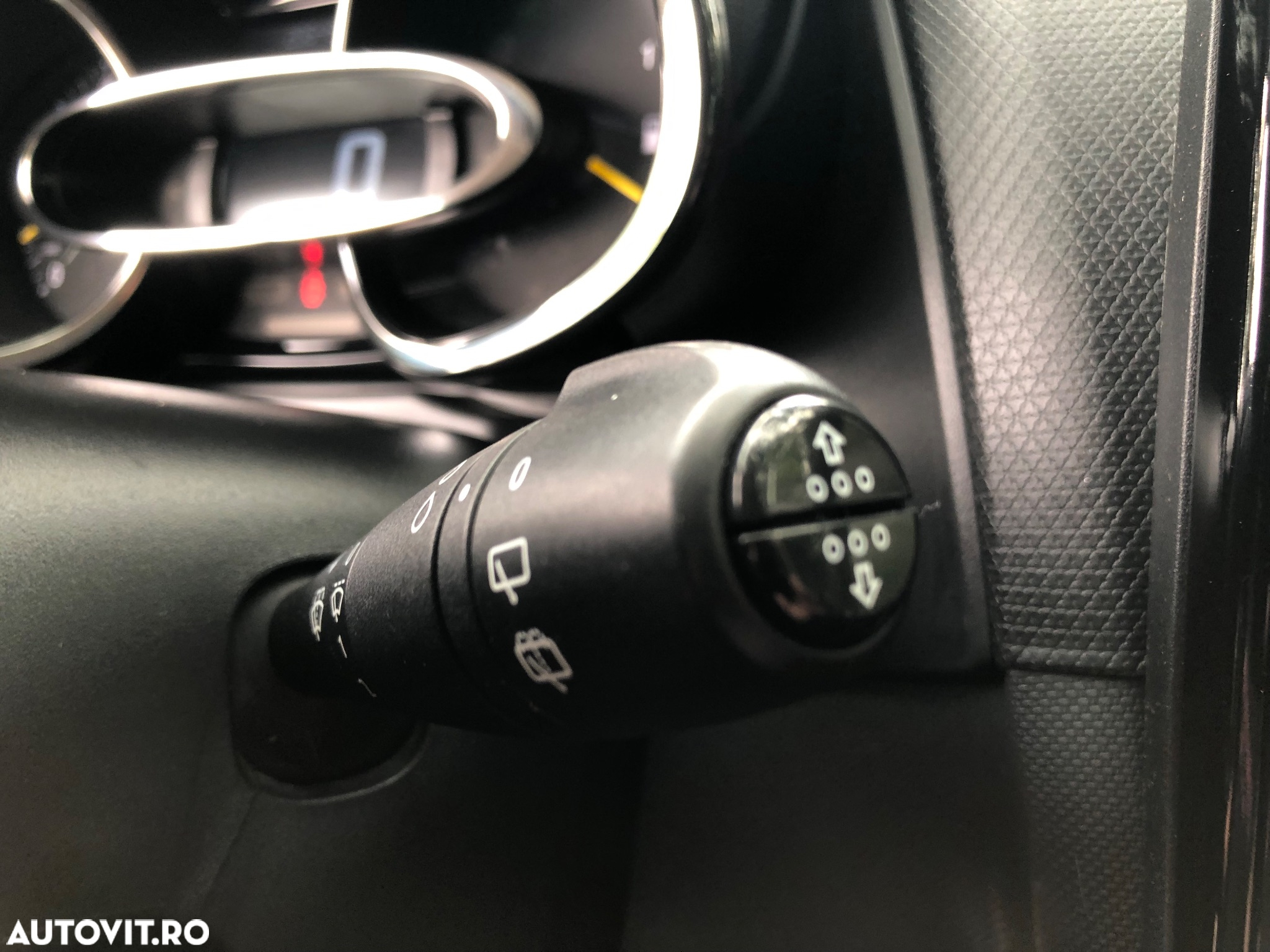 Renault Clio (Energy) dCi 90 Bose Edition - 22