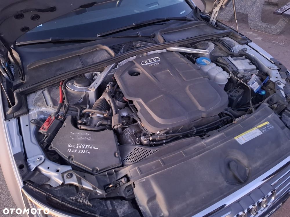 Audi A4 Avant 2.0 TDI S tronic - 33