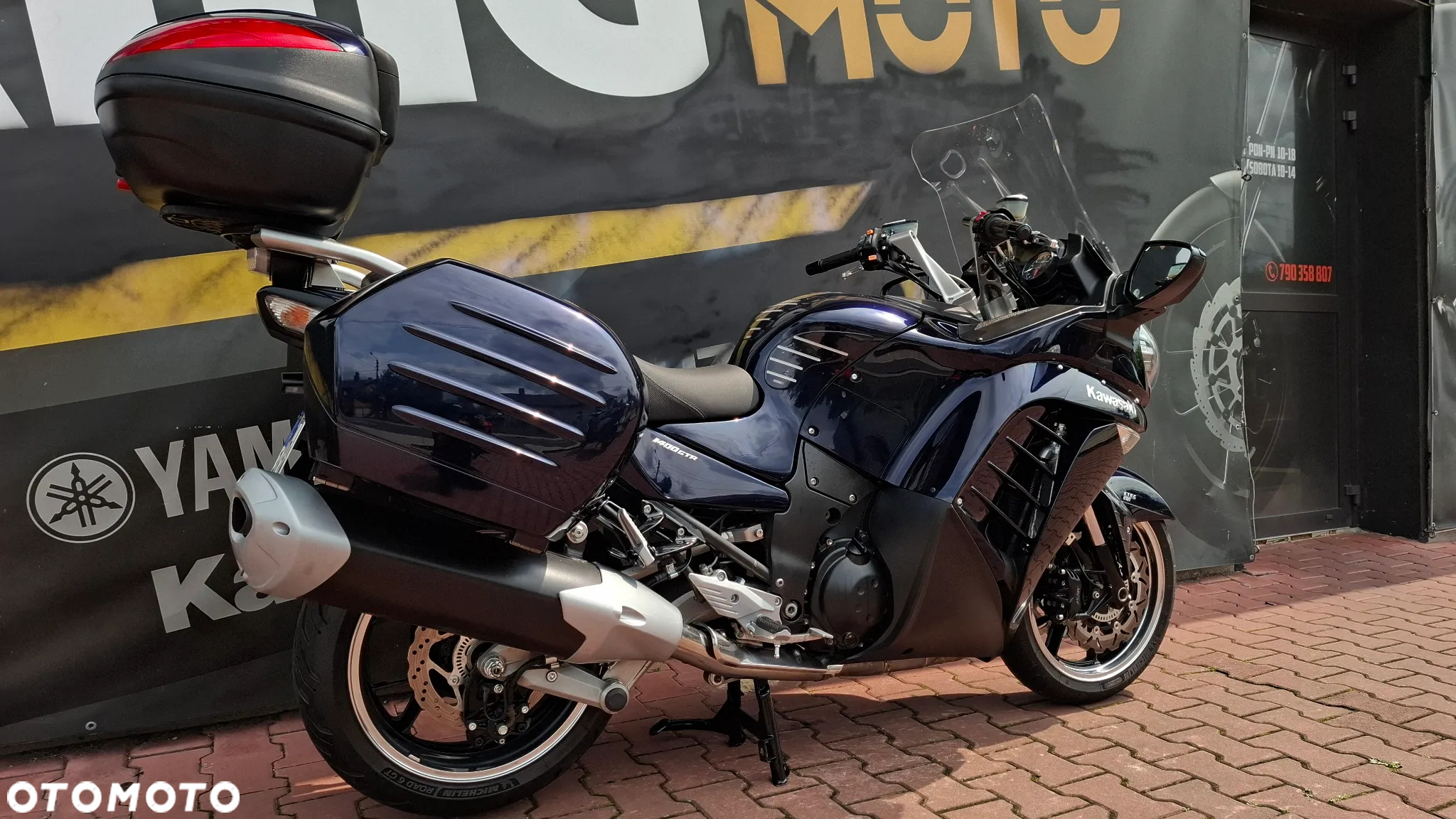 Kawasaki GTR - 6