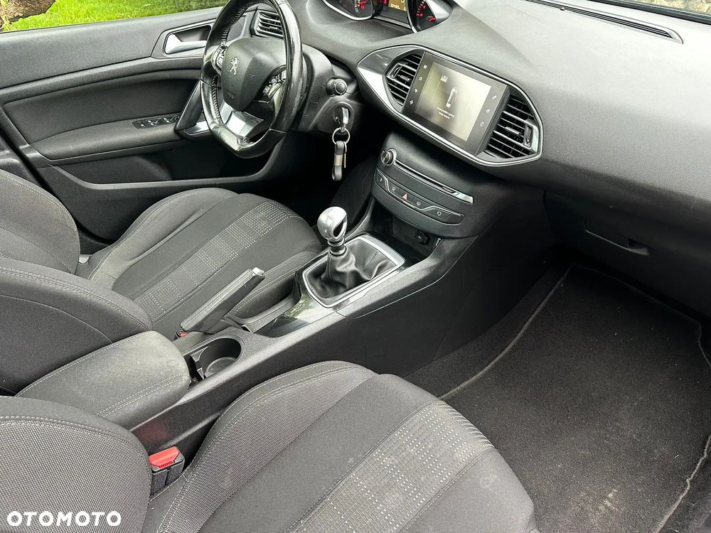 Peugeot 308 BlueHDi 120 Stop & Start Allure - 4