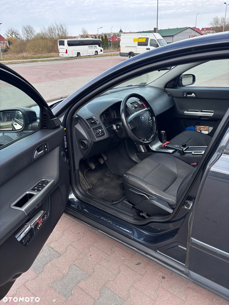 Volvo S40 2.0D - 10
