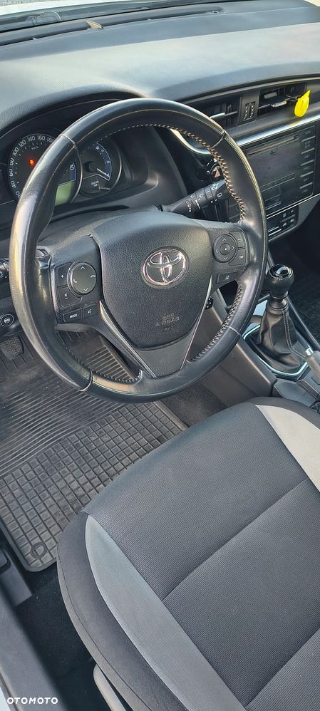 Toyota Auris 1.6 Active - 13