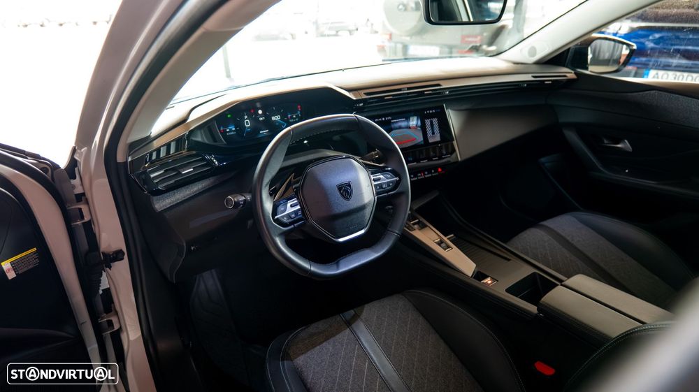 Peugeot 408 1.2 PureTech Allure EAT8 - 10