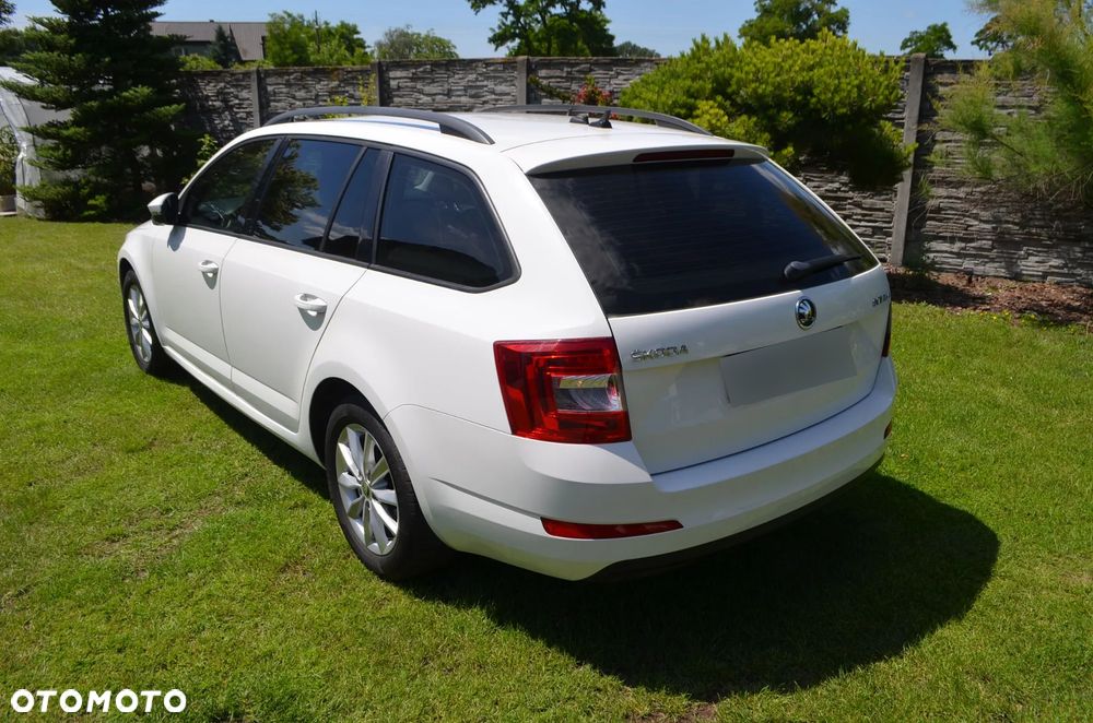 Skoda Octavia 1.6 TDI Active DSG - 3