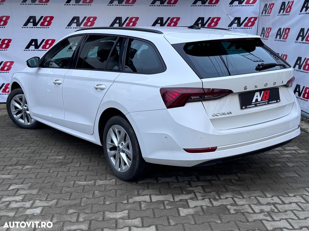 Skoda Octavia 2.0 TDI DSG Style - 3