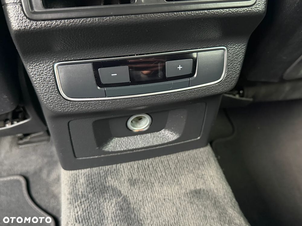 Audi Q5 40 TDI mHEV Quattro S Line S tronic - 32