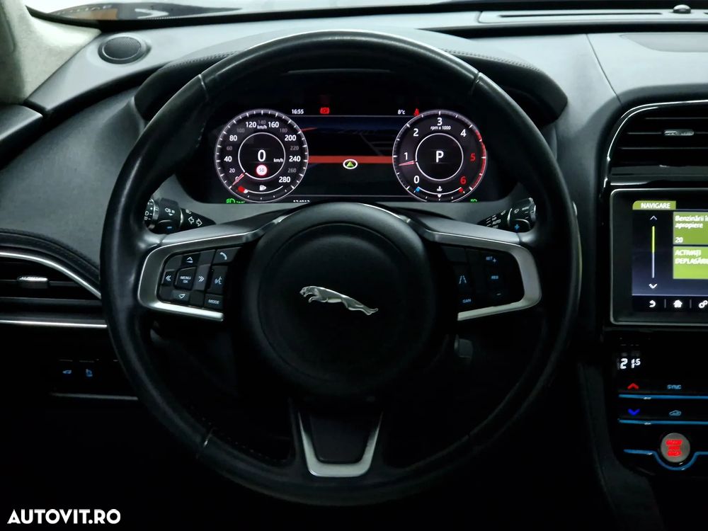 Jaguar F-Pace 20d AWD Aut. Prestige - 9
