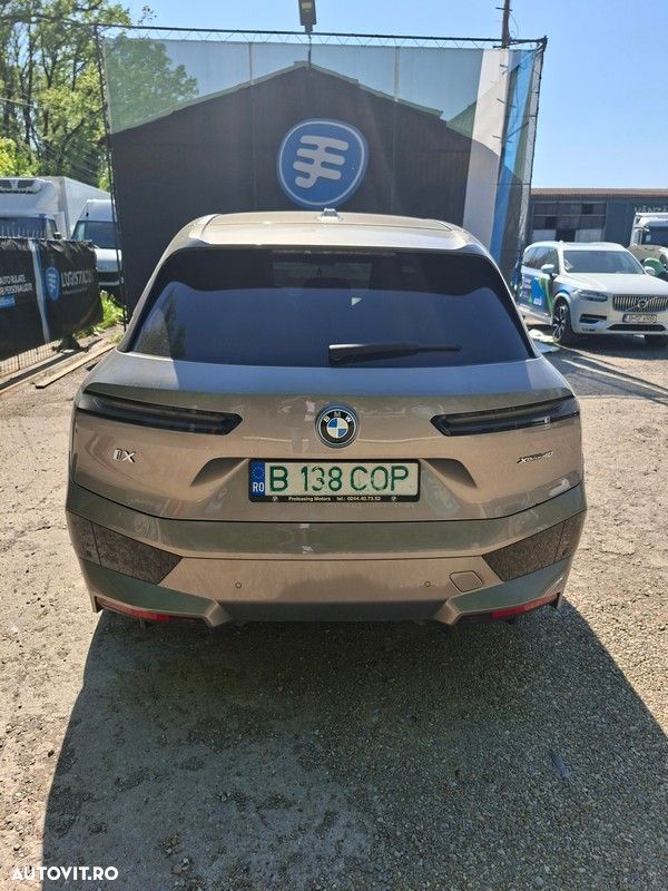 BMW iX xDrive40 - 3