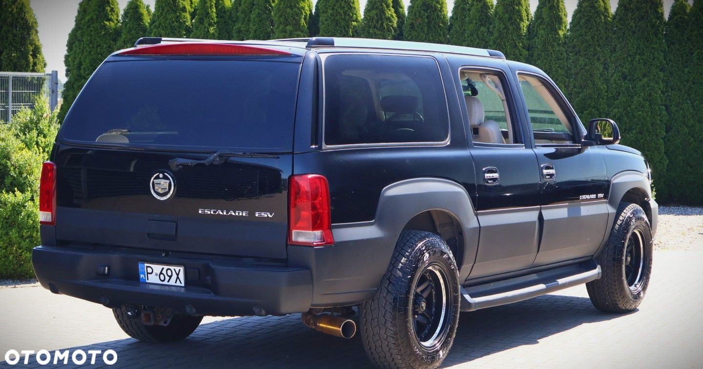 Cadillac Escalade - 5