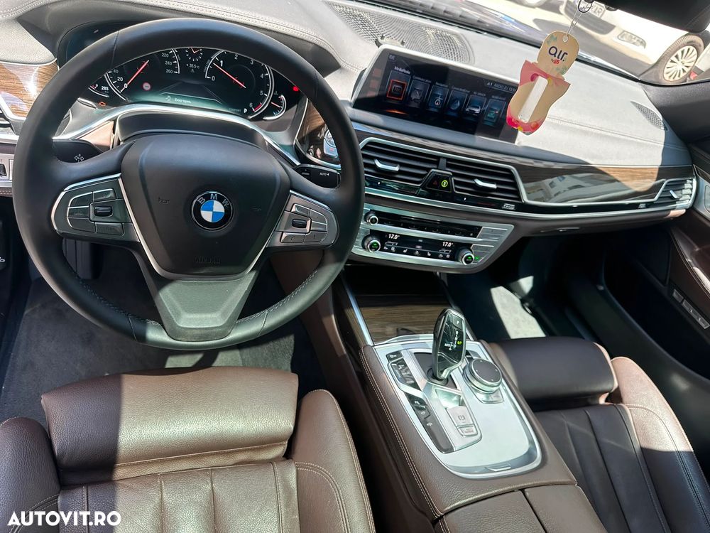 BMW Seria 7 730Ld - 13