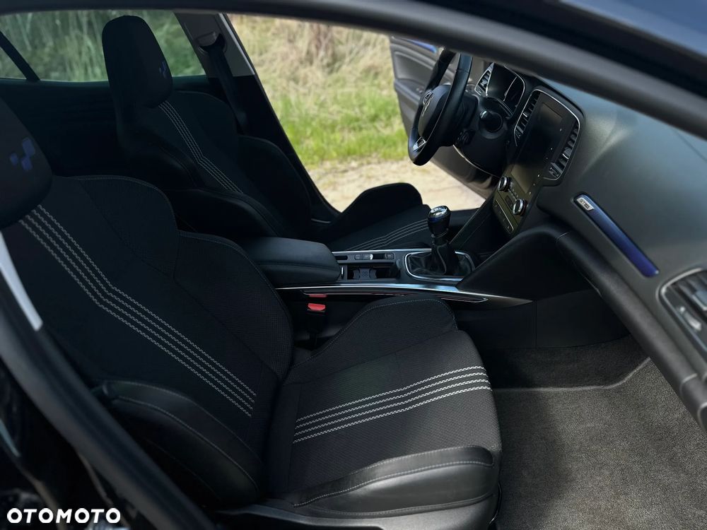 Renault Megane ENERGY dCi 130 GT LINE - 32