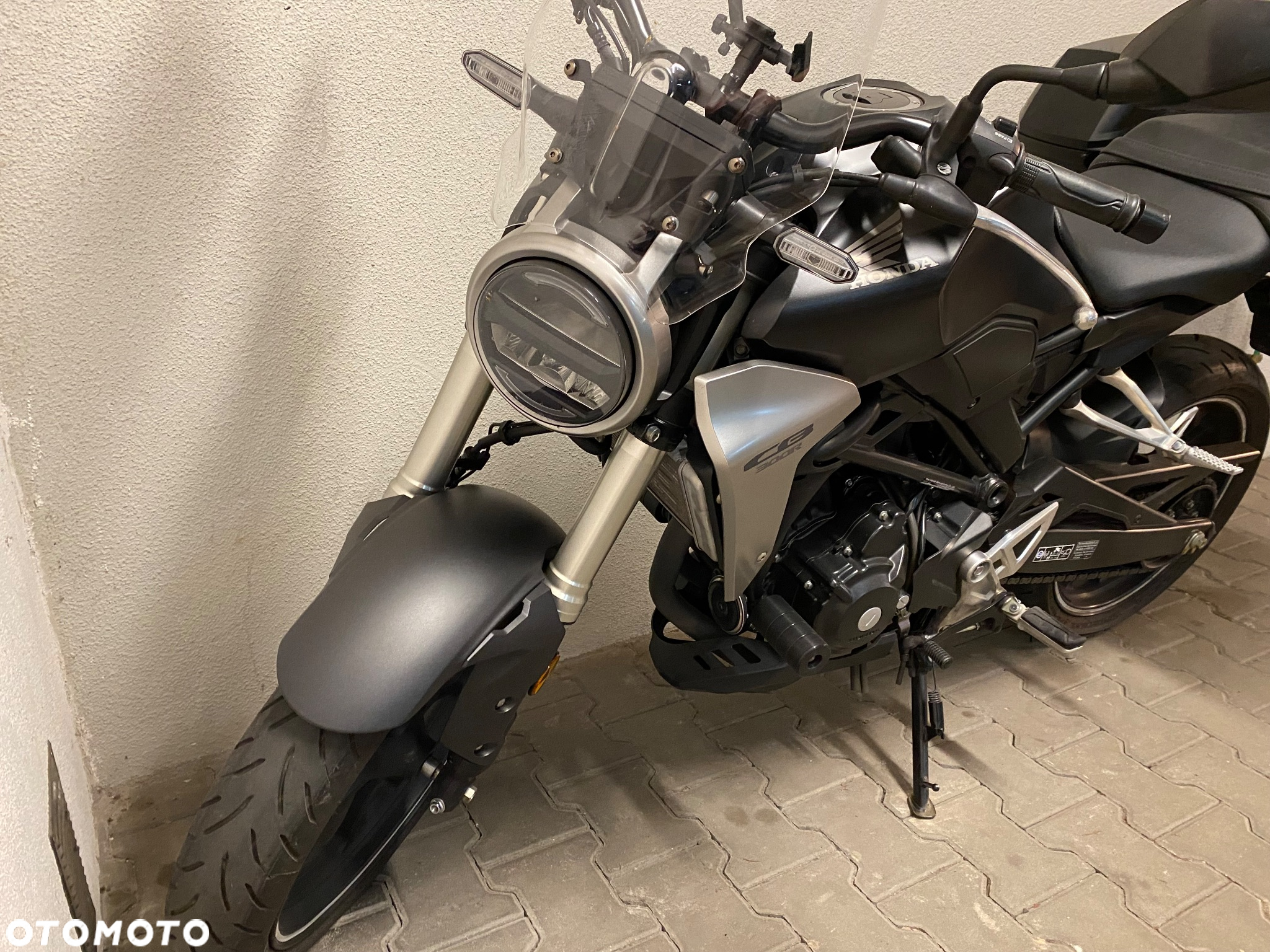 Honda CB - 2