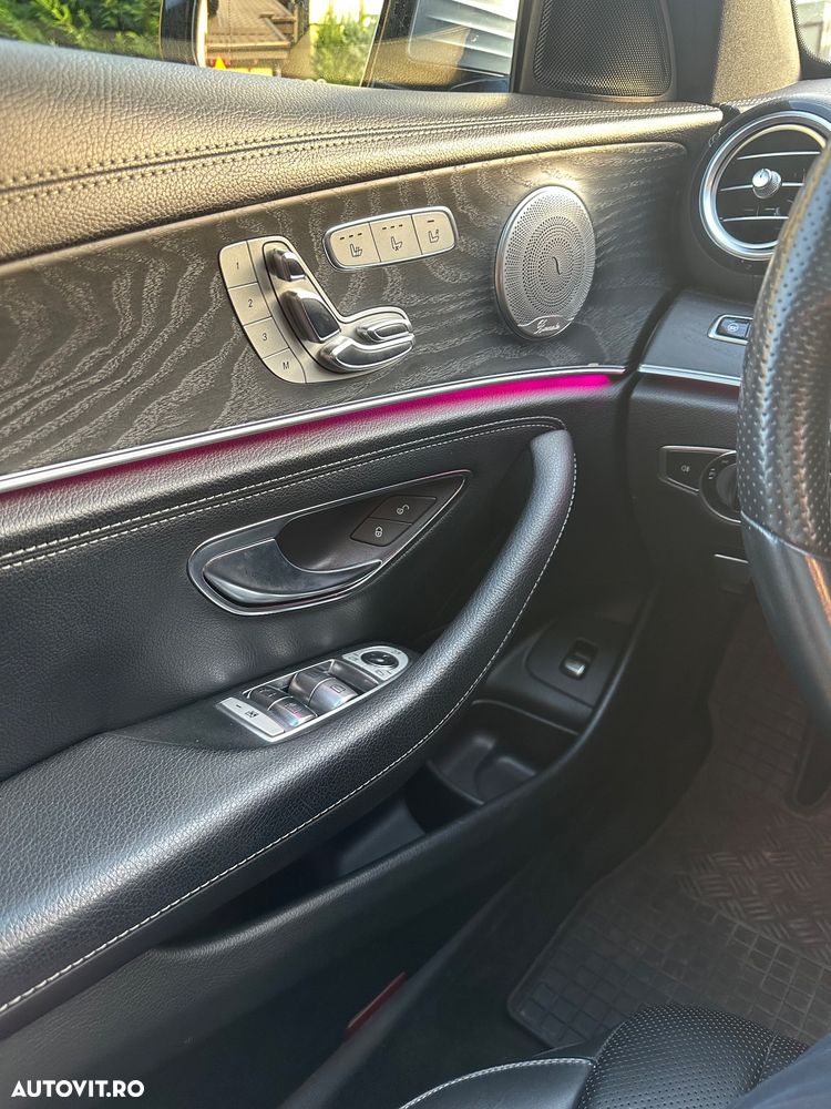 Mercedes-Benz E - 15