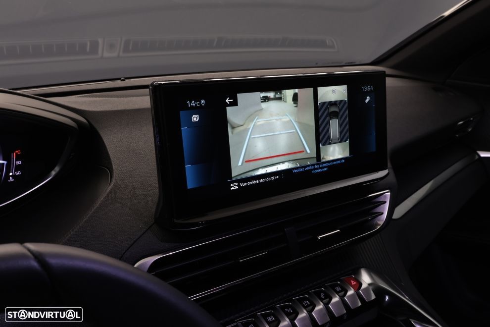 Peugeot 5008 1.2 PureTech Allure Pack EAT8 - 17