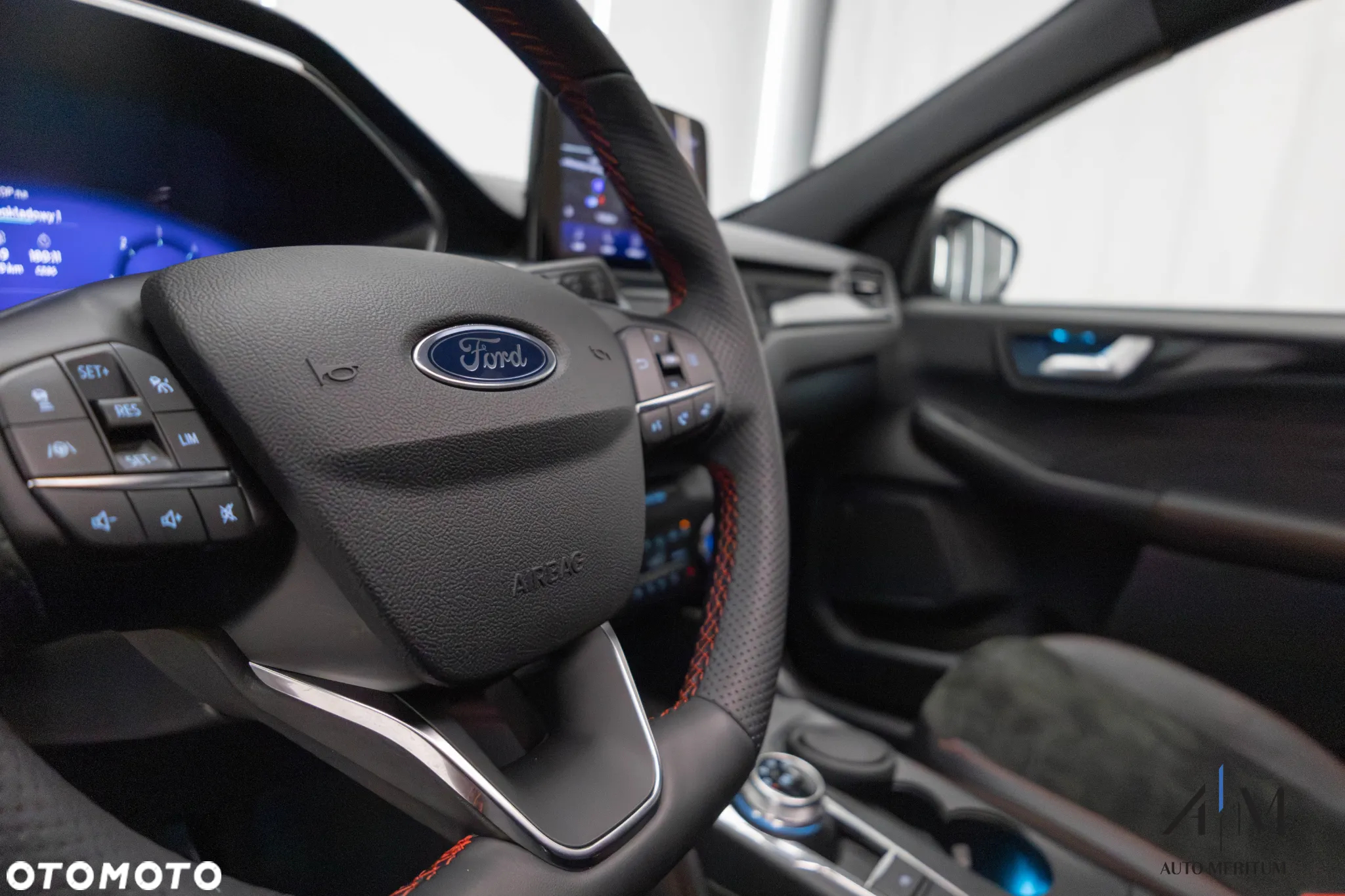 Ford Kuga 2.0 EcoBlue 4x4 ST-LINE X - 17